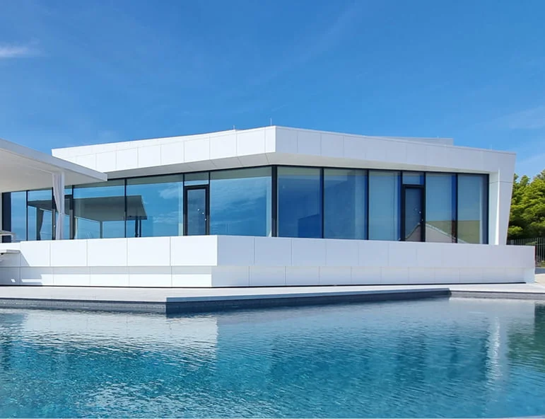 Úchvatný prvý dojem.